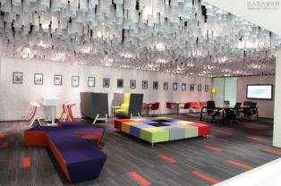 色彩、科技与设计 数字化时代下的视觉力量与信息服务新生态